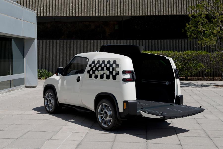  Toyota Urban Utility Concept 2014 года  (фото 4 из 10)